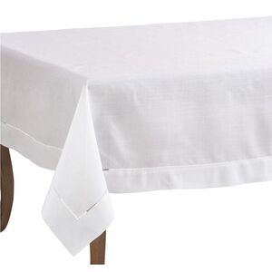 NWOT Saro Lifestyle Tablecloth  Hemstitch Border Design White Size 70"x120"